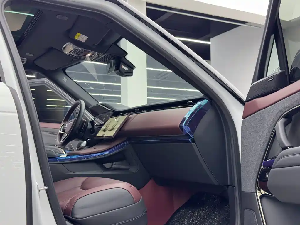 Land Rover Sport — миниатюра 10