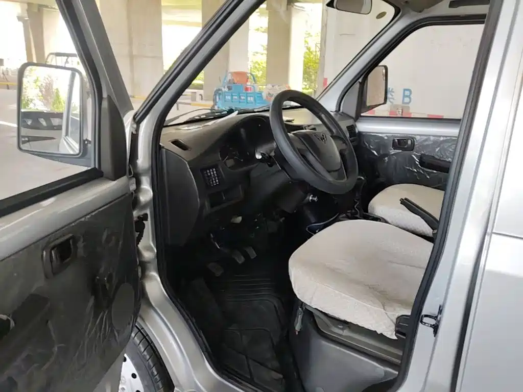Wuling Rongguang Mini Truck — миниатюра 16