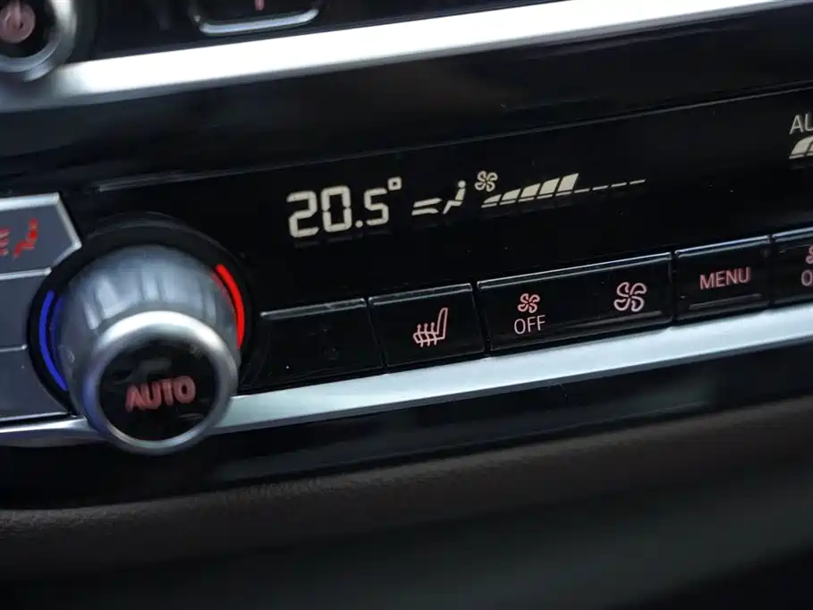 BMW 5 Series 5 2022 535Le M Sport