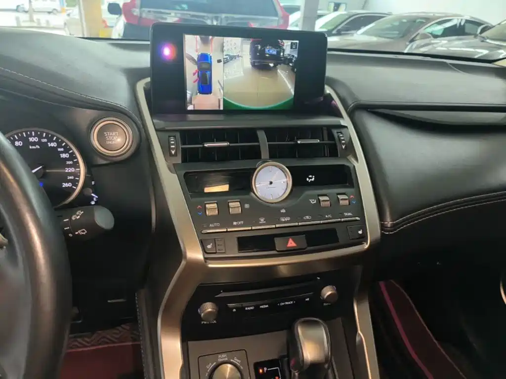 Lexus NX — миниатюра 13