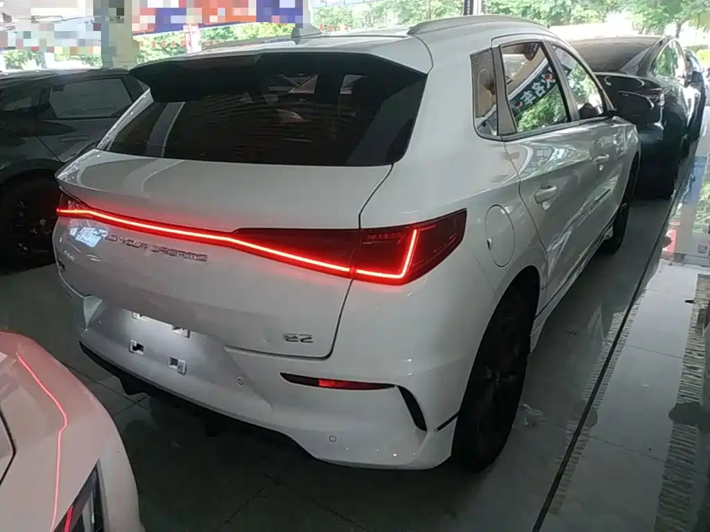BYD e2 — миниатюра 7