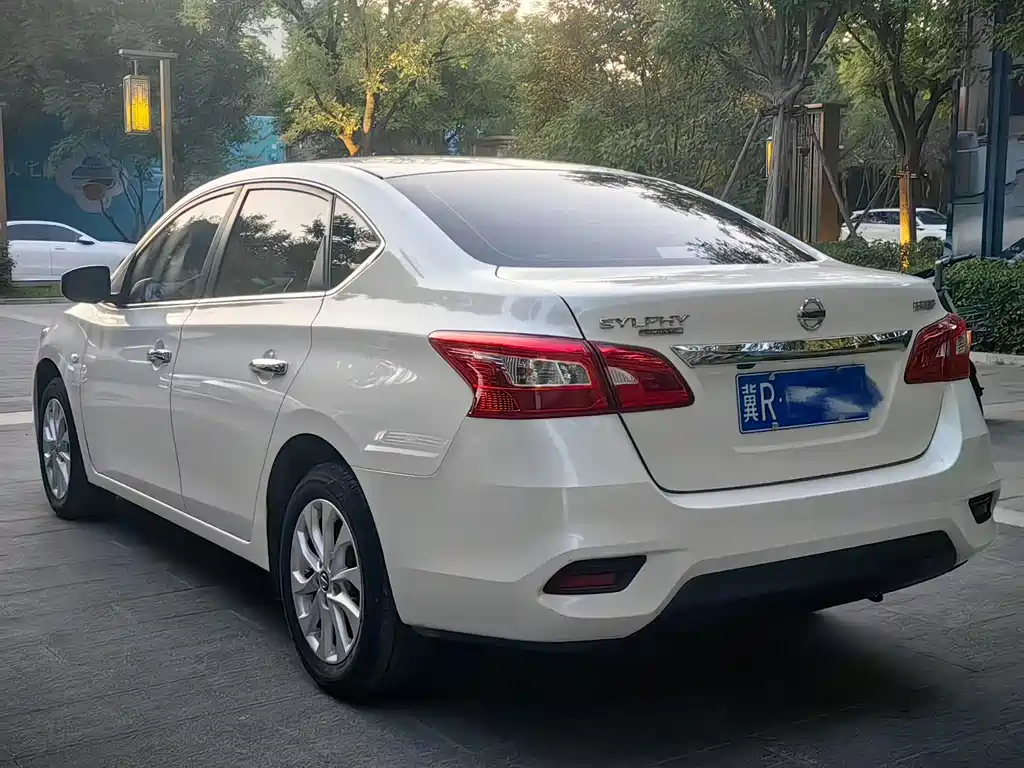 Nissan Sylphy — миниатюра 5