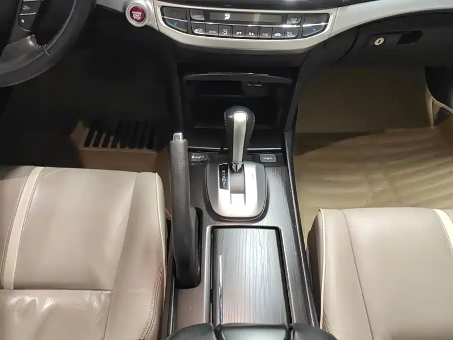Honda Crosstour — миниатюра 16