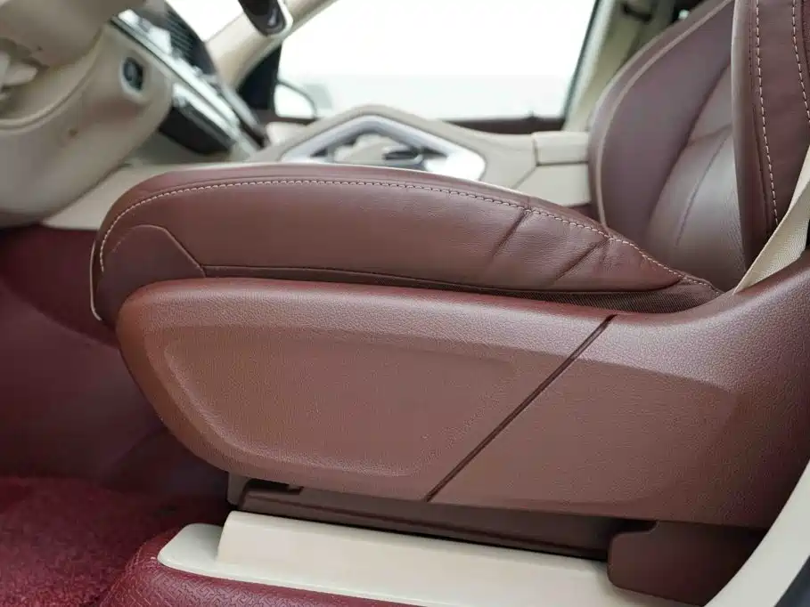 Mercedes-Benz GLS — миниатюра 9