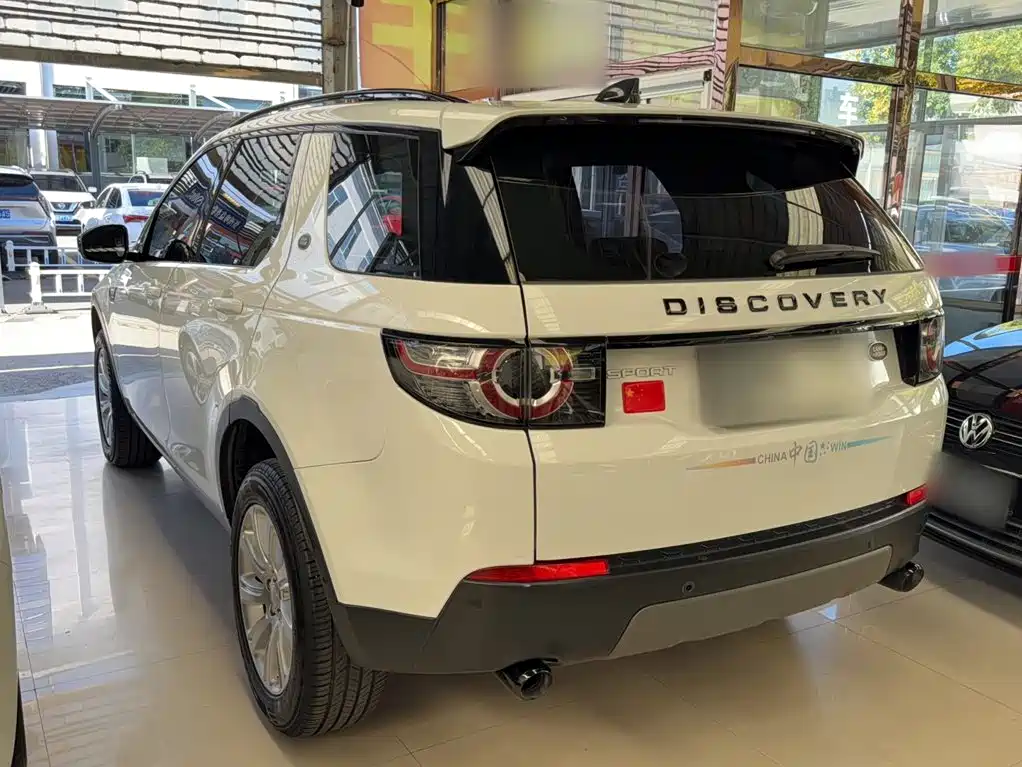 Land Rover Discovery Sport — миниатюра 7