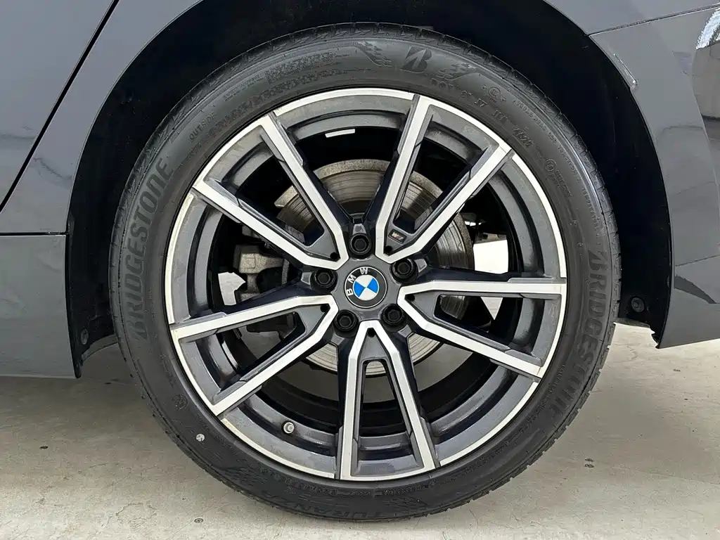 BMW 3 Series — миниатюра 17