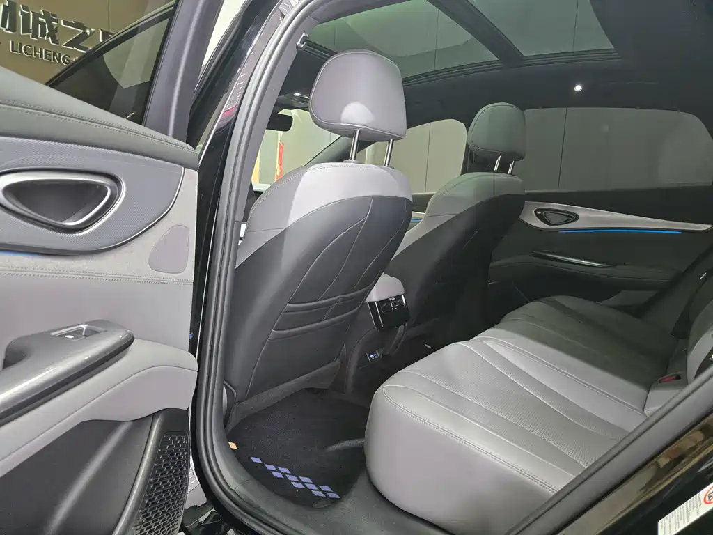 BYD Seal 07 DM-i — миниатюра 8