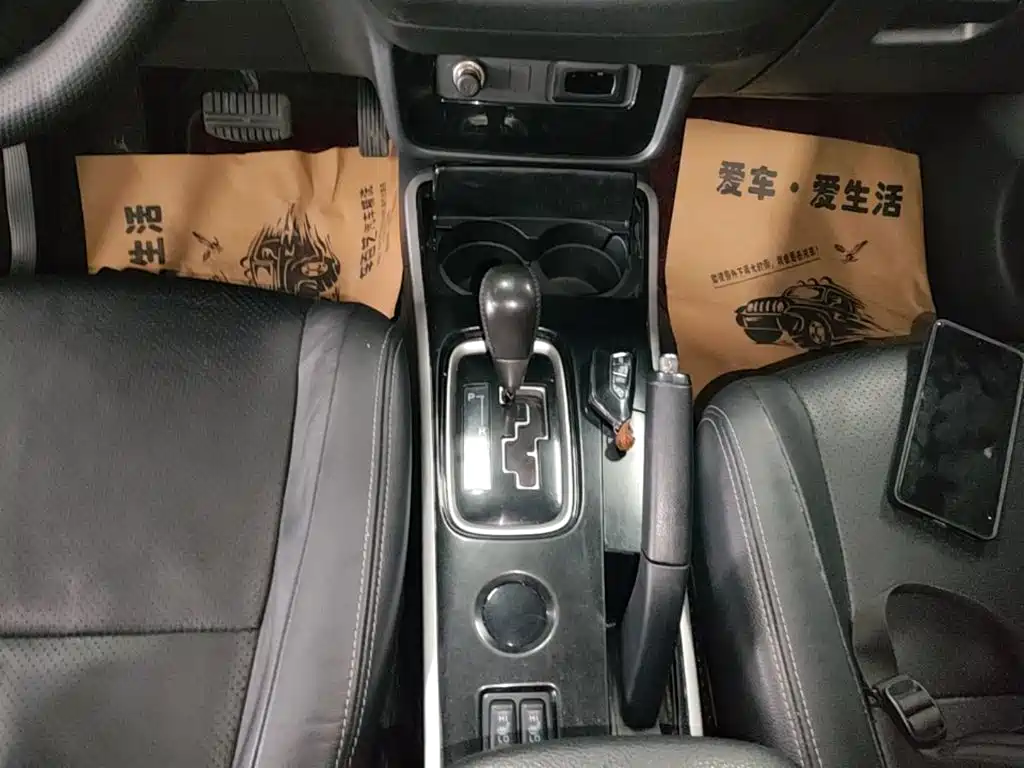 Mitsubishi Outlander — миниатюра 14
