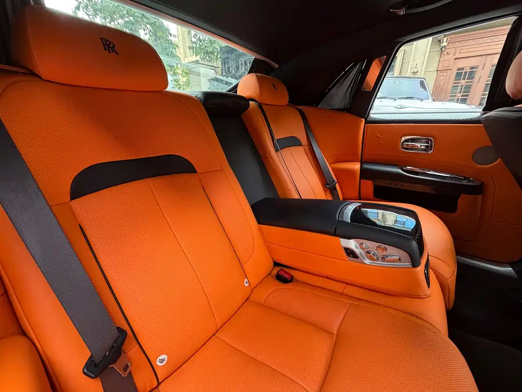 Rolls-Royce Ghost — миниатюра 11