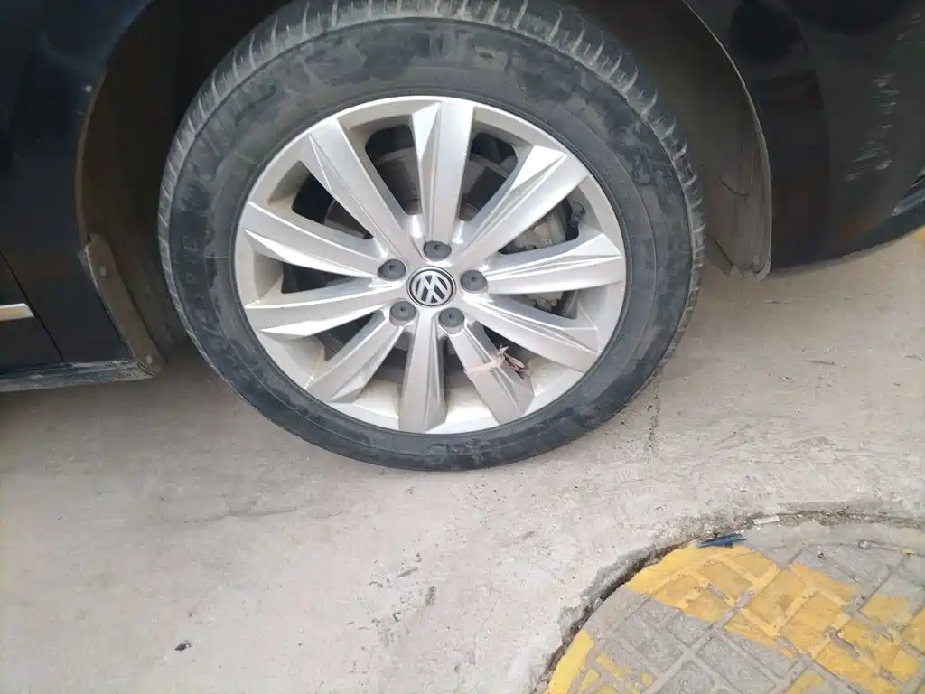 Volkswagen Bora — миниатюра 8