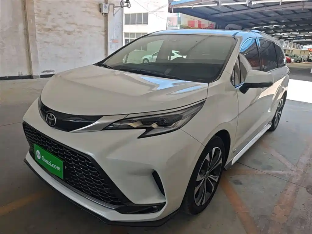Toyota Granvia 2025
