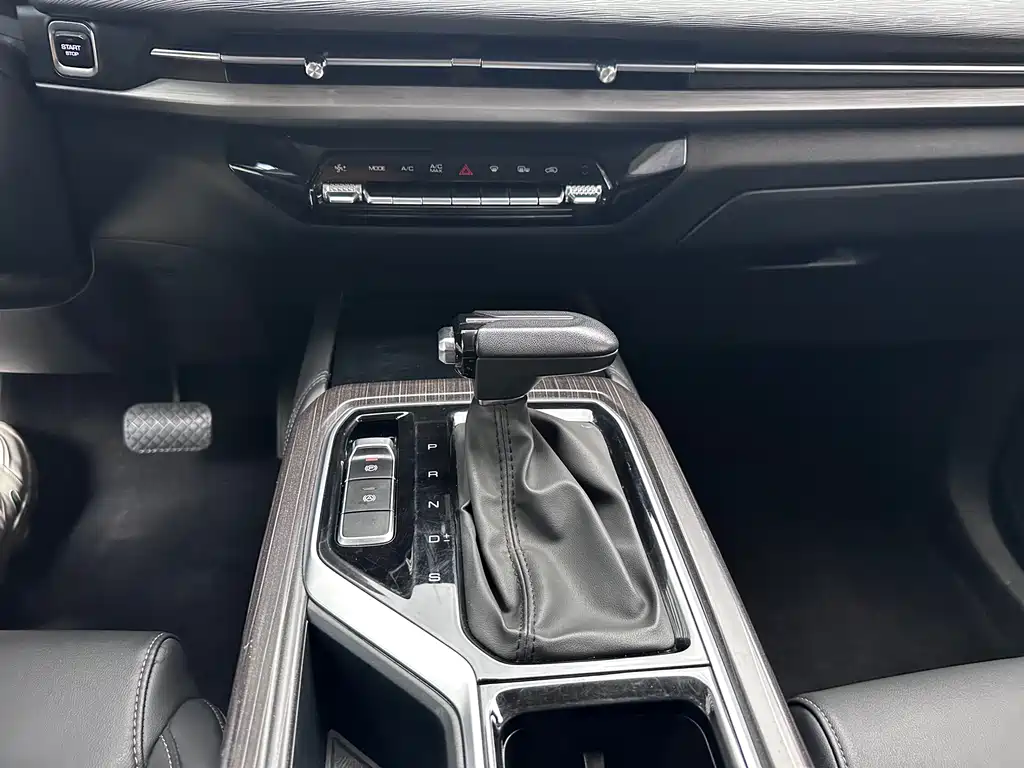 Wuling Jiachen 1.5T CVT Smart Luxury Type, фото 20