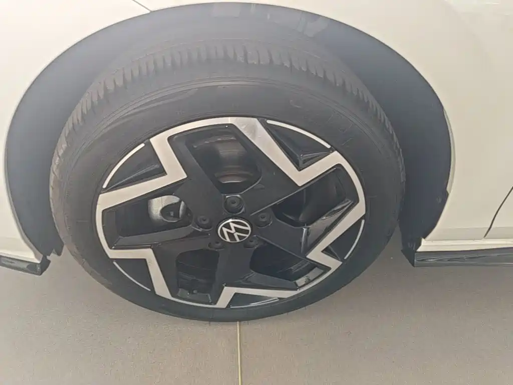 Volkswagen Golf — миниатюра 23