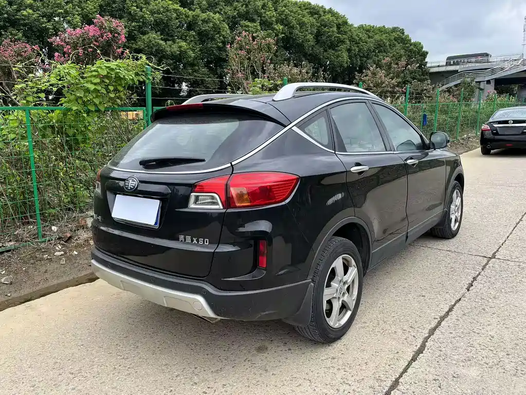 Bestune X80 — миниатюра 6