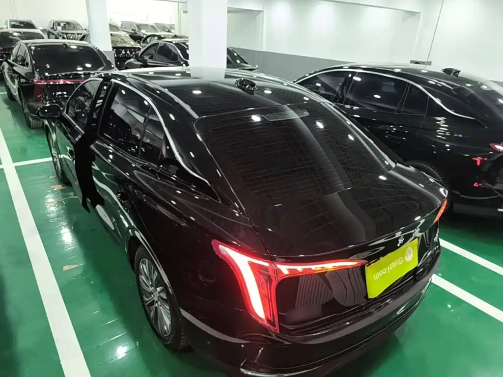 Hongqi Hongqi E-QM5 — миниатюра 5