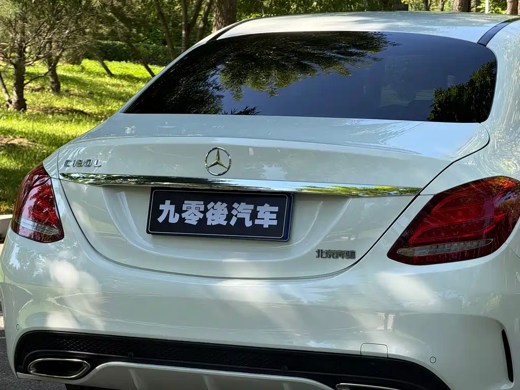 Mercedes-Benz C-Class — миниатюра 12
