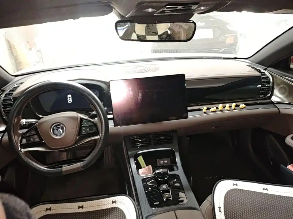 BYD Han — миниатюра 14