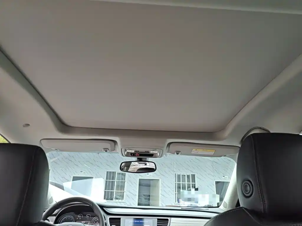 Buick LaCrosse — миниатюра 18