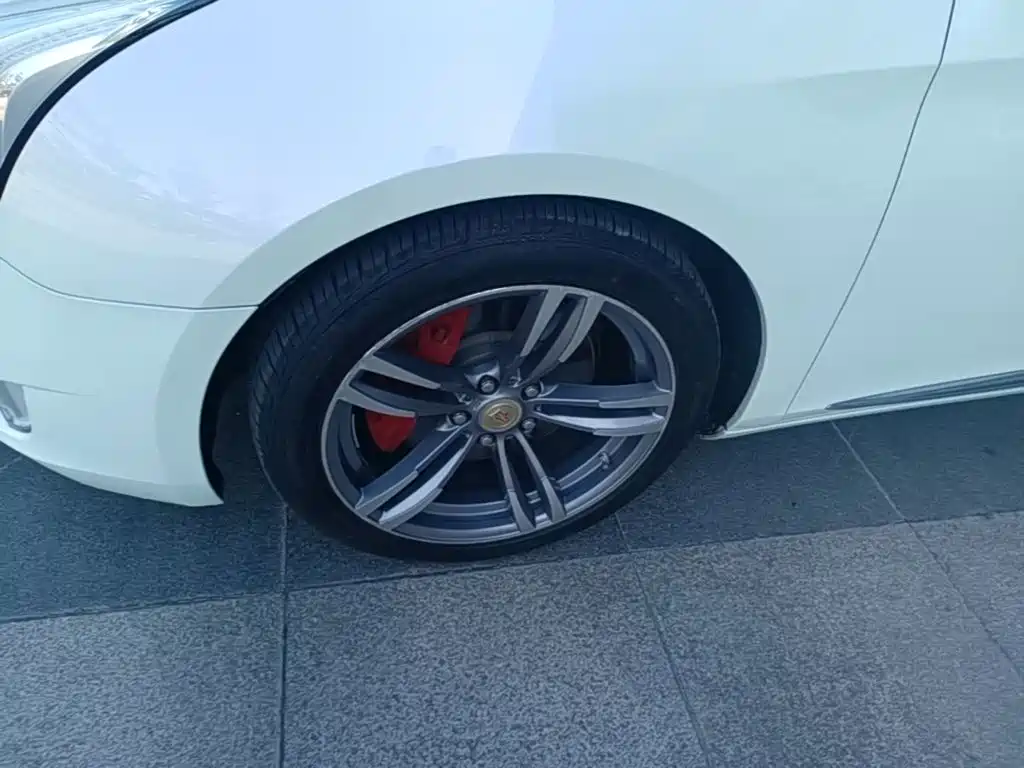 Cadillac XTS — миниатюра 23