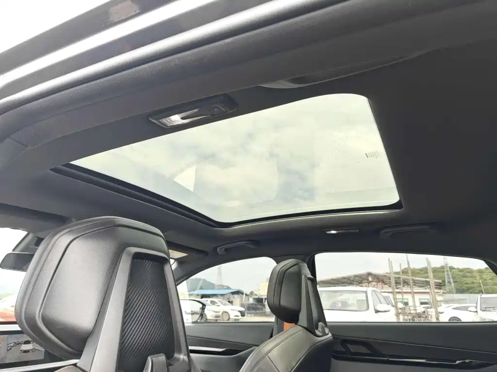 Changan UNI-V — миниатюра 4