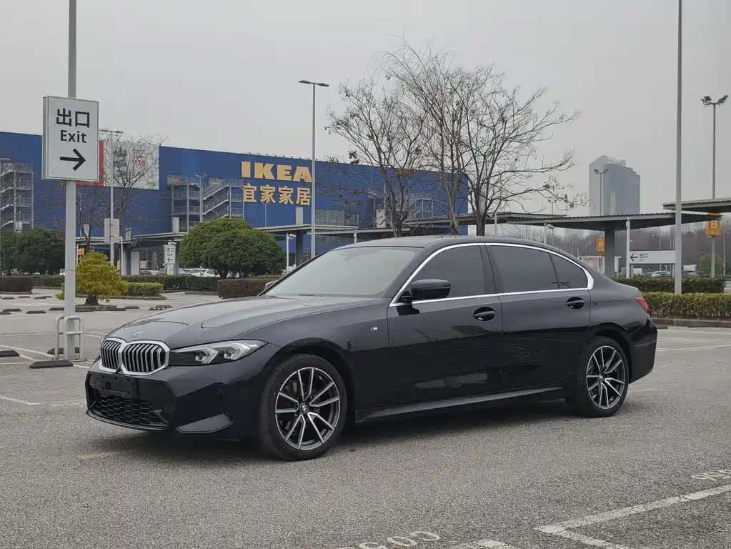 BMW 3 Series 2023