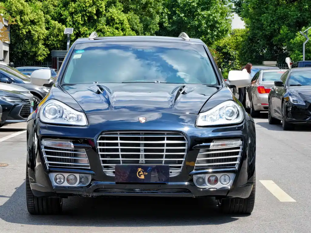Porsche Cayenne — миниатюра 2