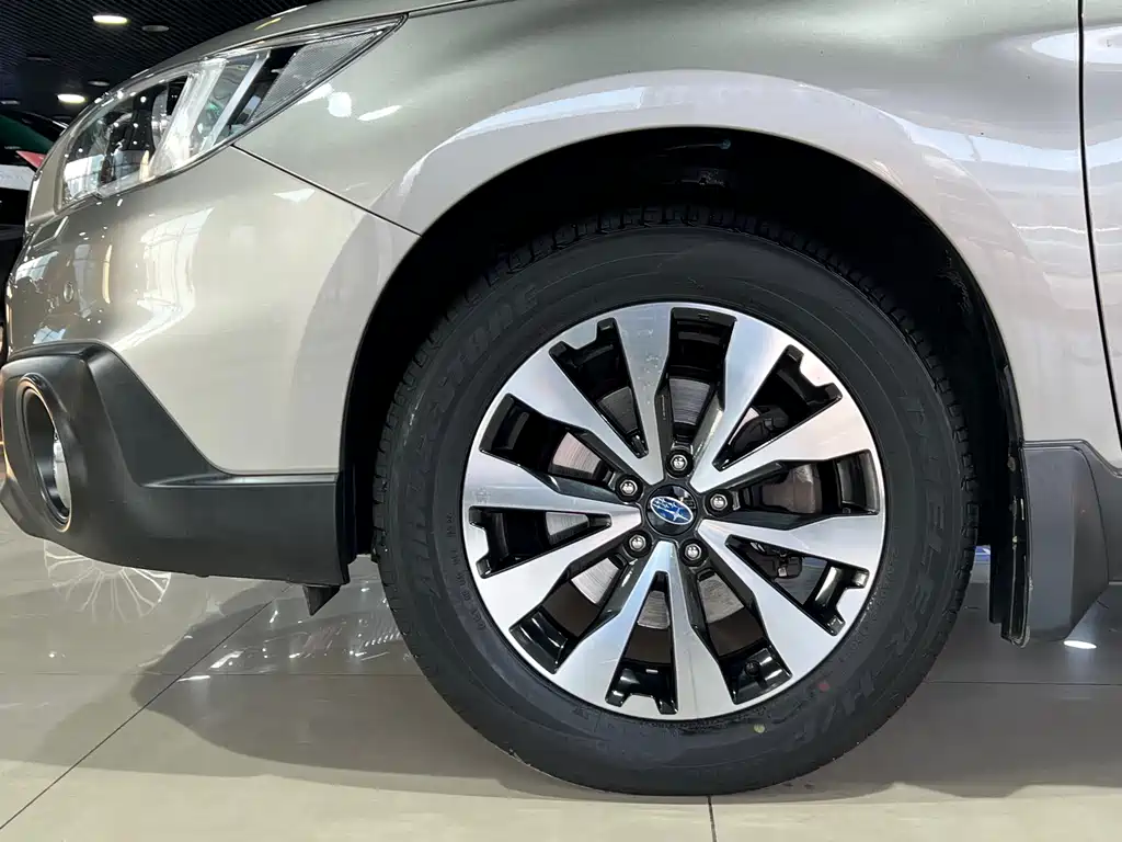 SUBARU OUTBACK