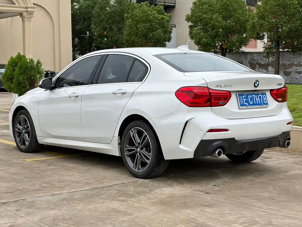 BMW 1 Series — миниатюра 4