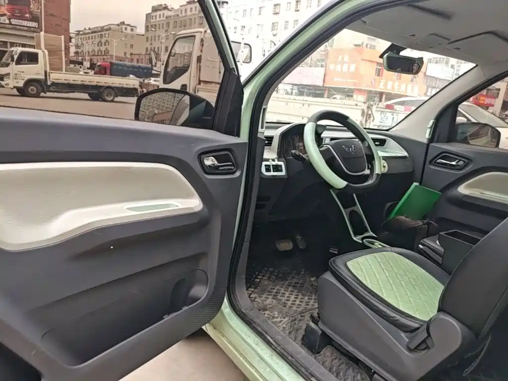Wuling MINIEV — миниатюра 16