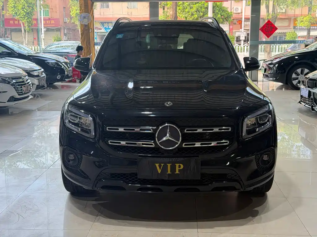 Mercedes-Benz GLB — миниатюра 2