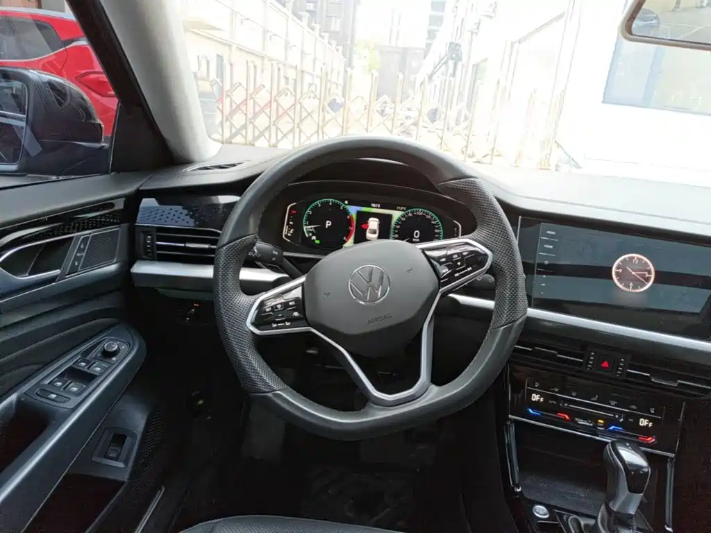 Volkswagen Passat — миниатюра 11