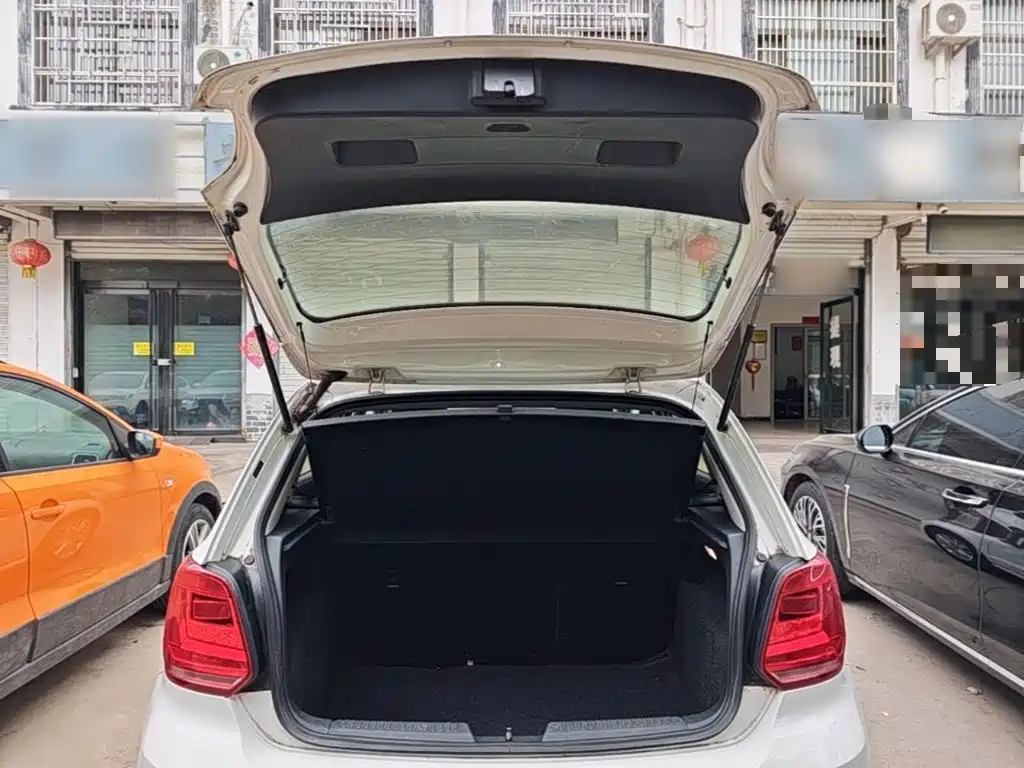 Volkswagen Polo — миниатюра 19