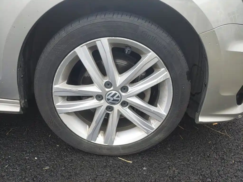 Volkswagen Sagitar — миниатюра 8