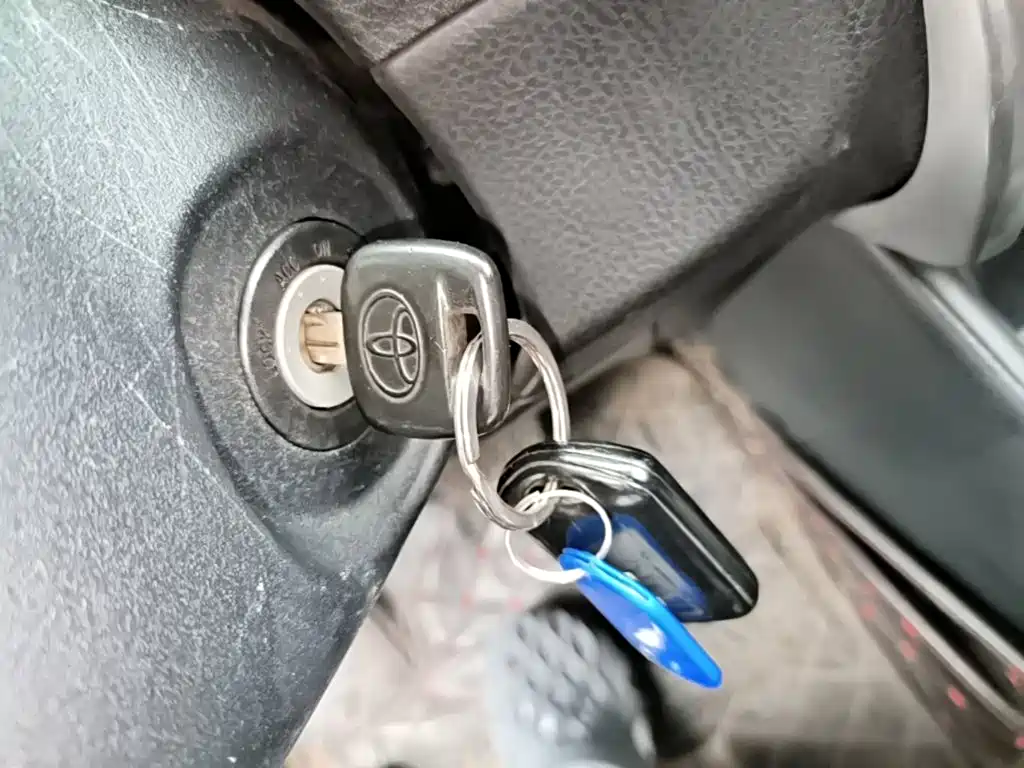 Toyota Yaris L — миниатюра 9