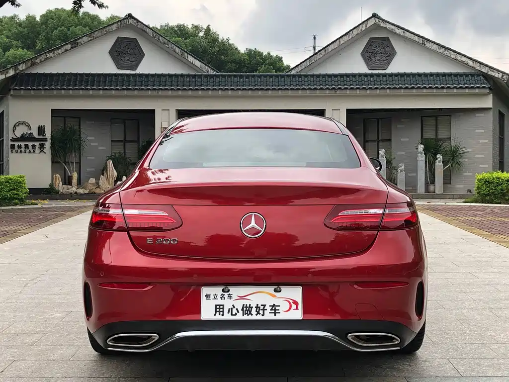 Mercedes-Benz E-Class (Import) — миниатюра 5