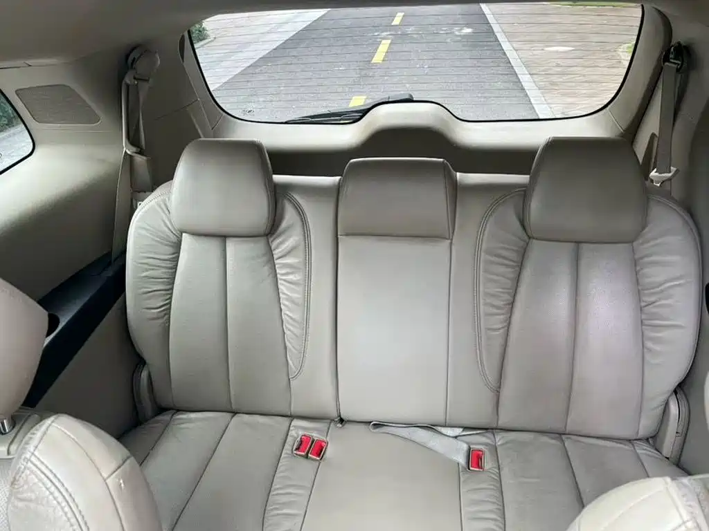 Buick GL8 — миниатюра 6