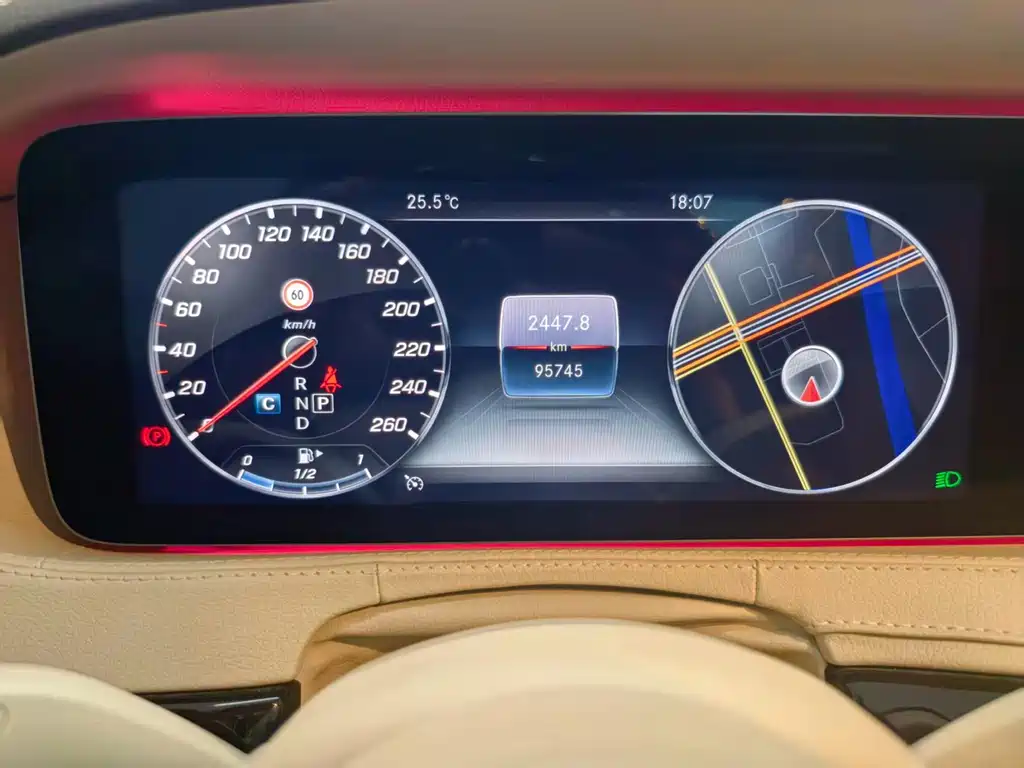 Mercedes-Benz S-Class — миниатюра 5