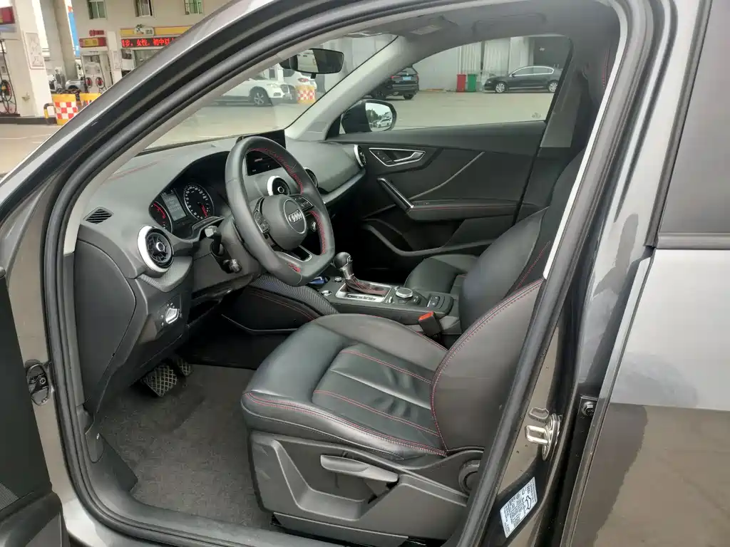 Audi Q2L — миниатюра 9