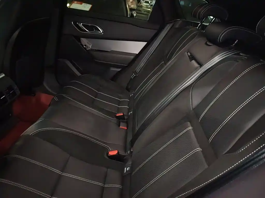 Land Rover Velar — миниатюра 17