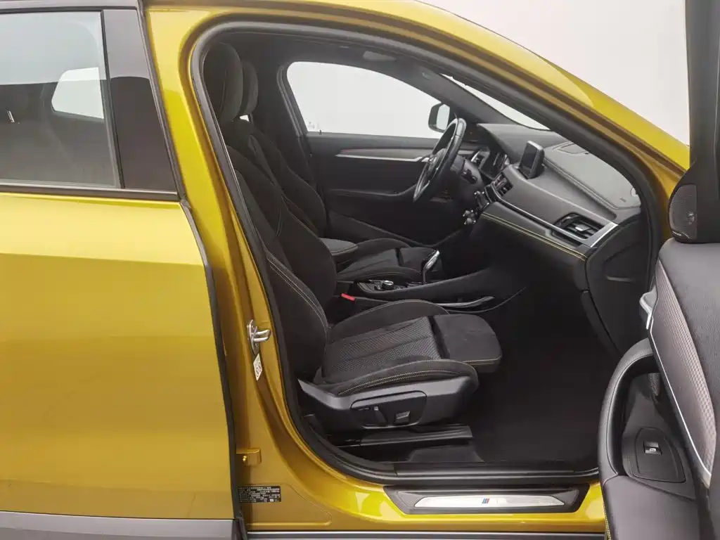 BMW X2 (Import) — миниатюра 23