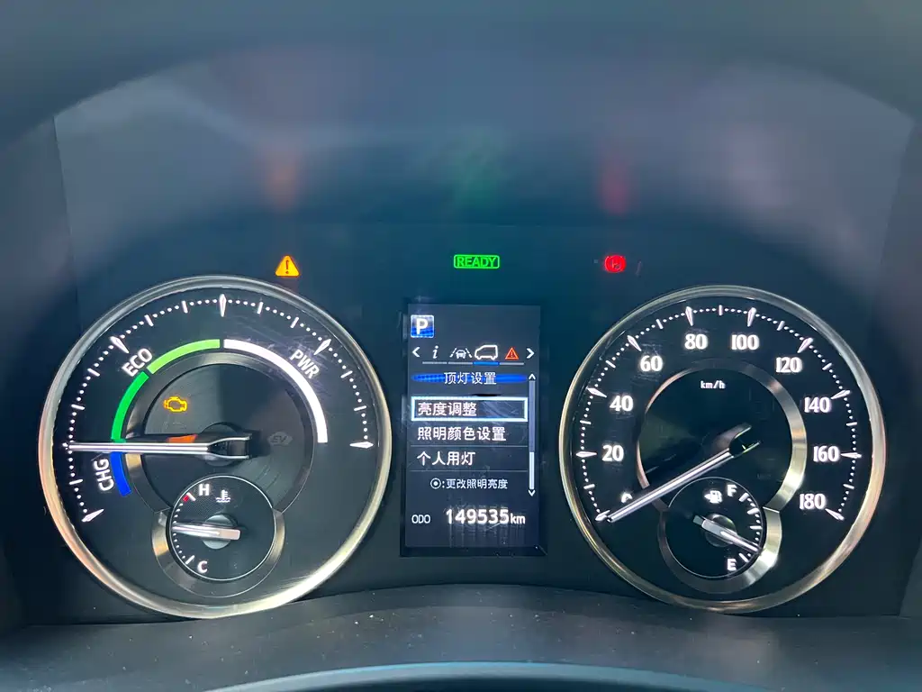 Lexus LM 2020 300h мест
