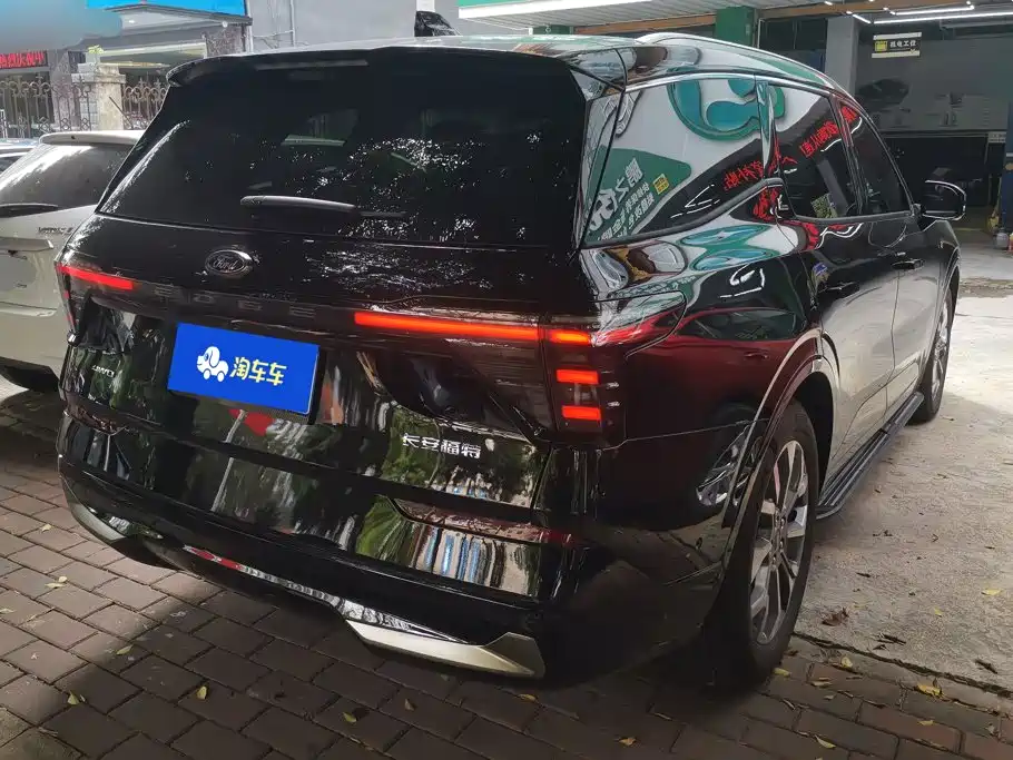 Ford Edge — миниатюра 3