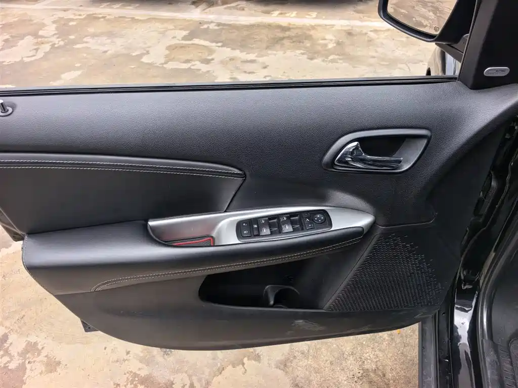 Dodge Journey 2013 2.4L