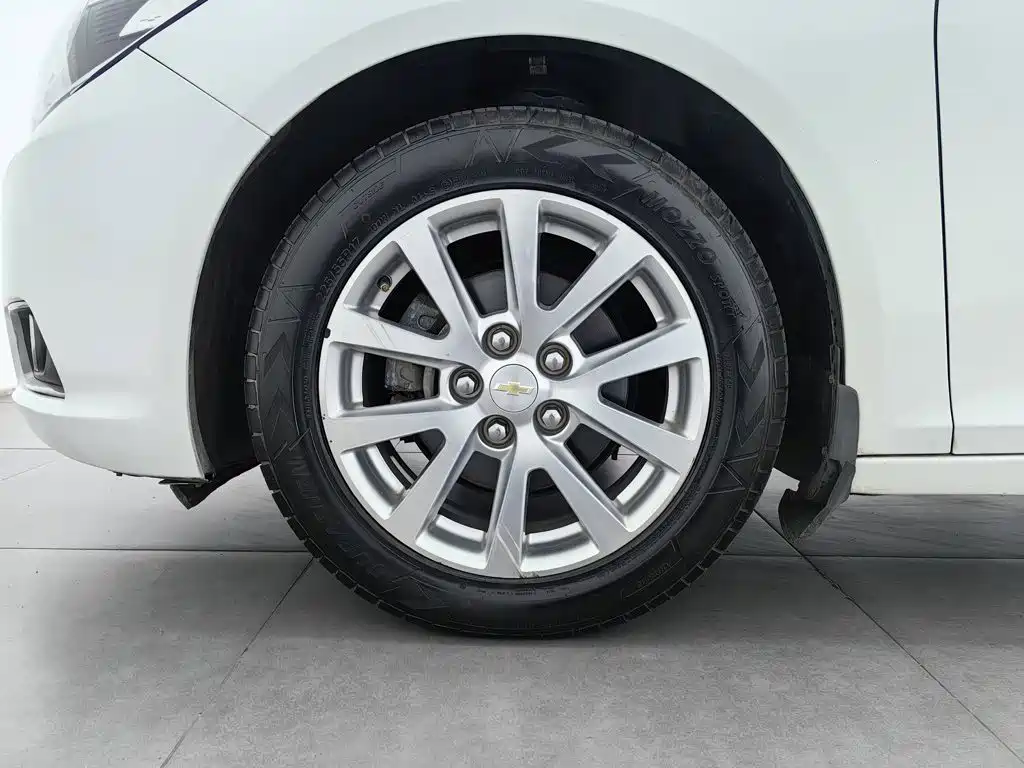 Chevrolet Malibu — миниатюра 17