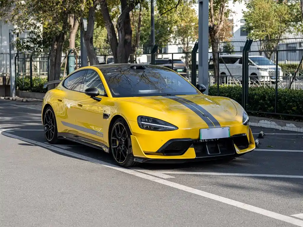 XIAOMI CAR XIAOMI SU7 ULTRA