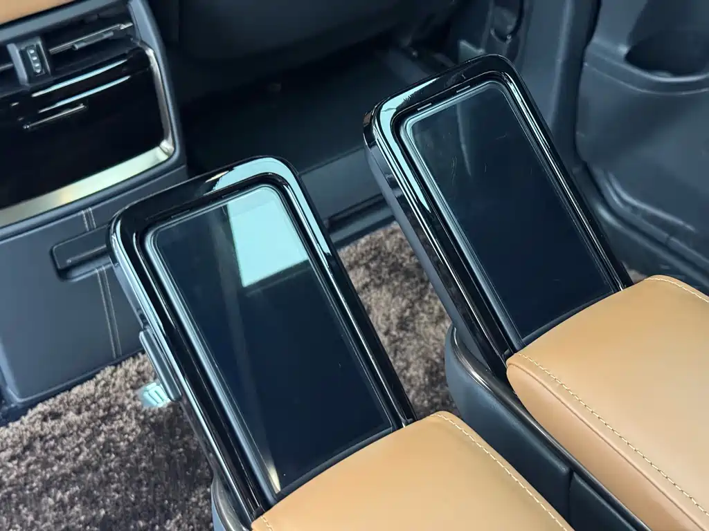 Toyota Vellfire — миниатюра 14
