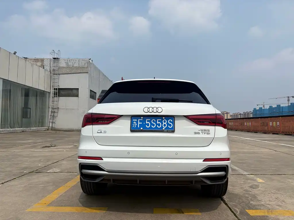 Audi Q3 2022 35 TFSI Fashion