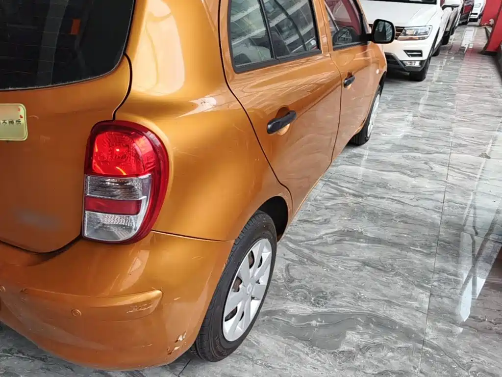 Nissan March — миниатюра 8