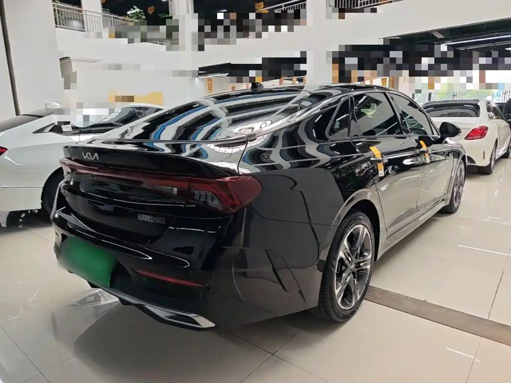 Kia K5 — миниатюра 7