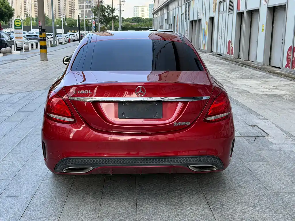 Mercedes-Benz C-Class — миниатюра 8